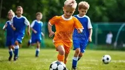 《揭秘莫耶斯豪言：切尔西之距，竟需十亿英镑跨越？》